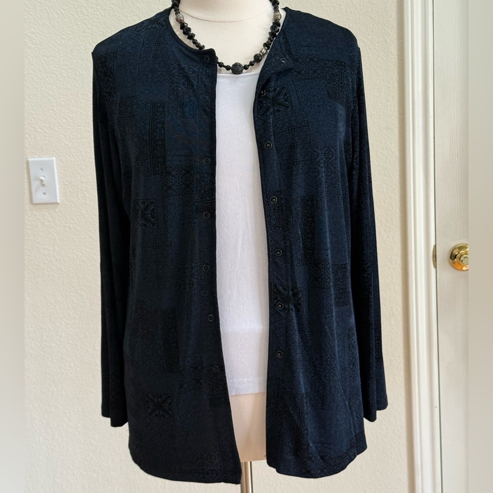 Chico's Design Deep Blue and Black Patterned Cardigan size 16 (Chicos size 3) - Picture 4 of 12